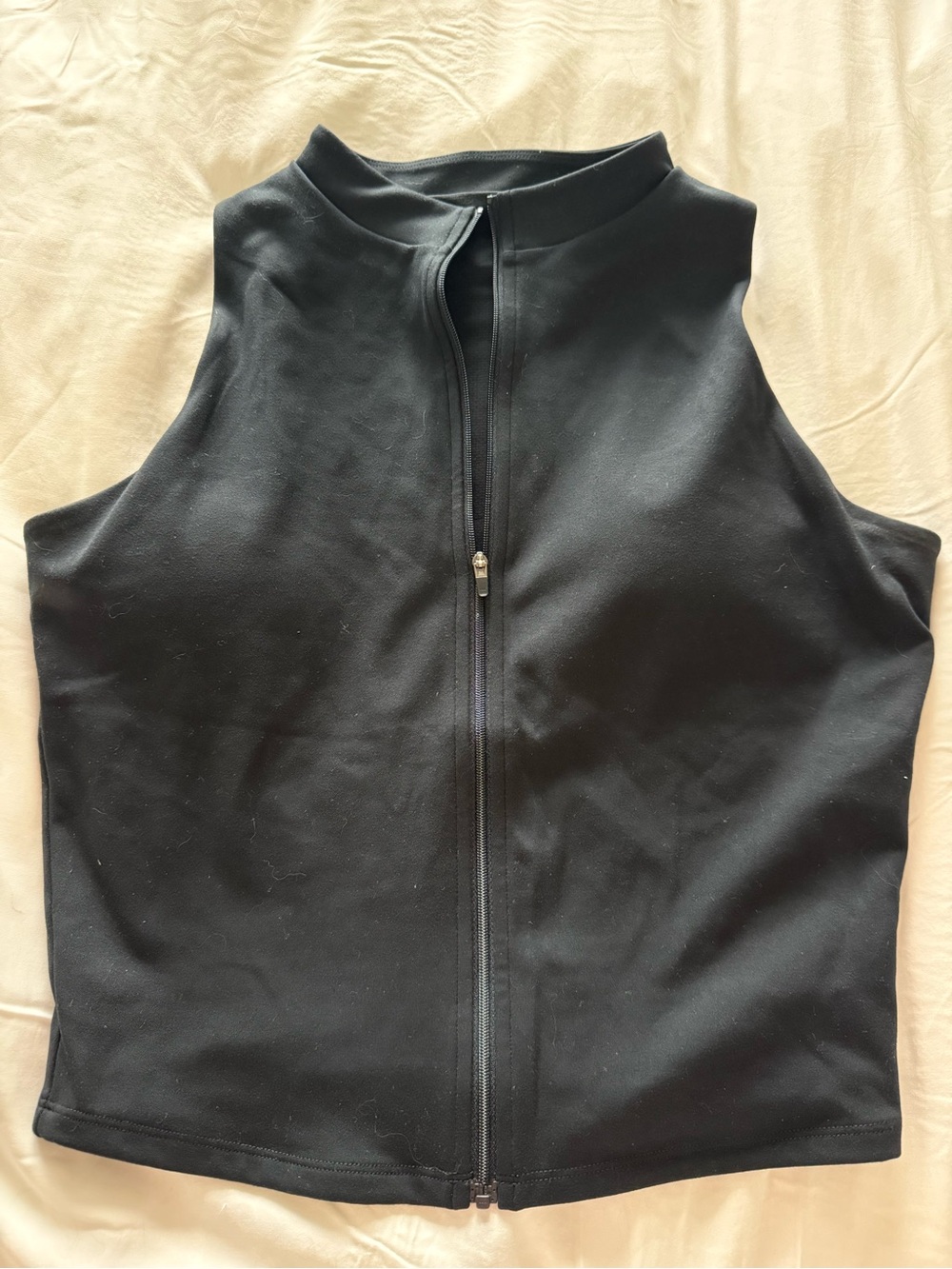 Crop Shop Boutique Black Sleeveless Zip-Front Crop Top